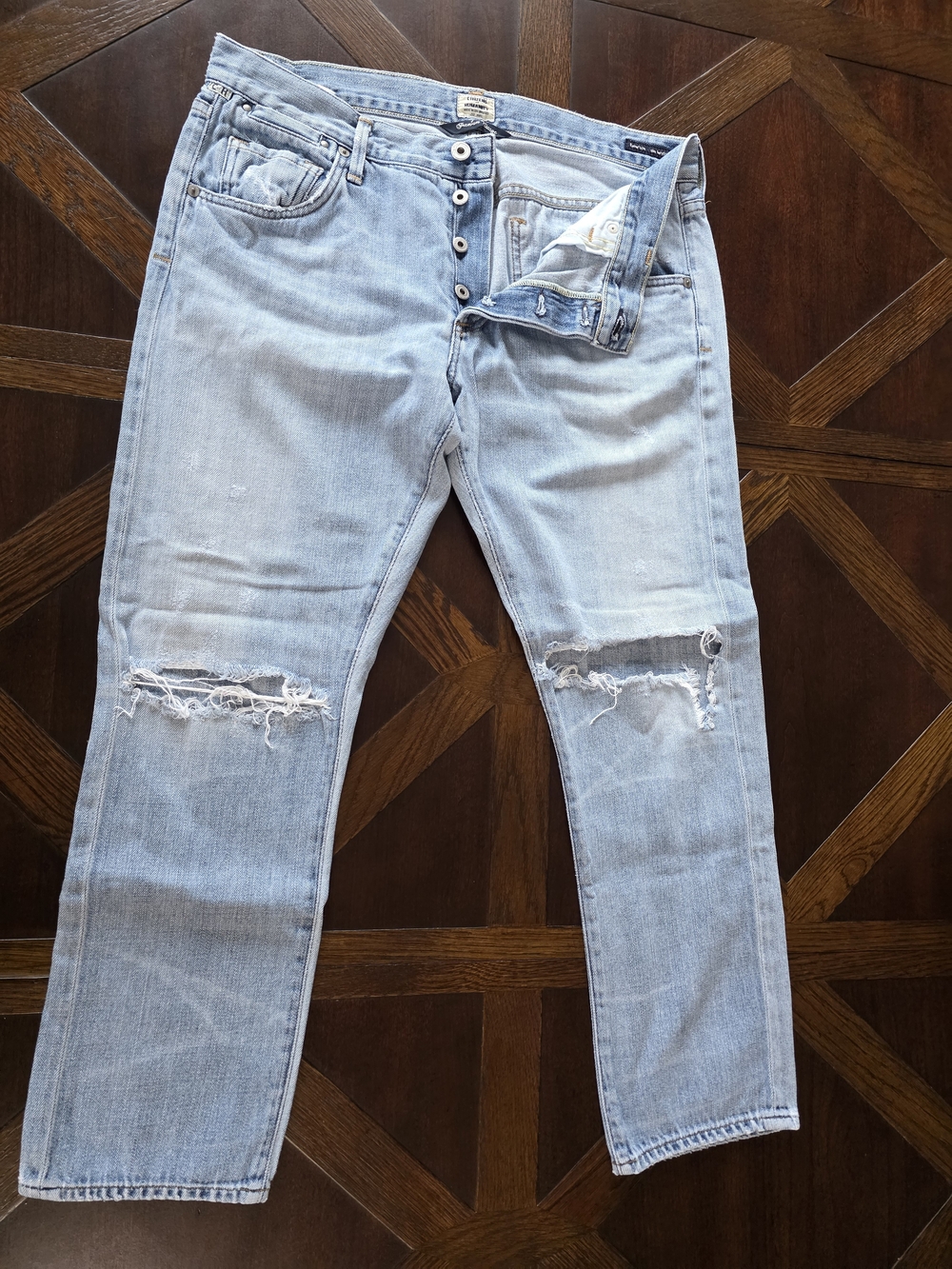 Citizens of Humanity Emerson Slim Boyfriend Distressed Jeans Size 29